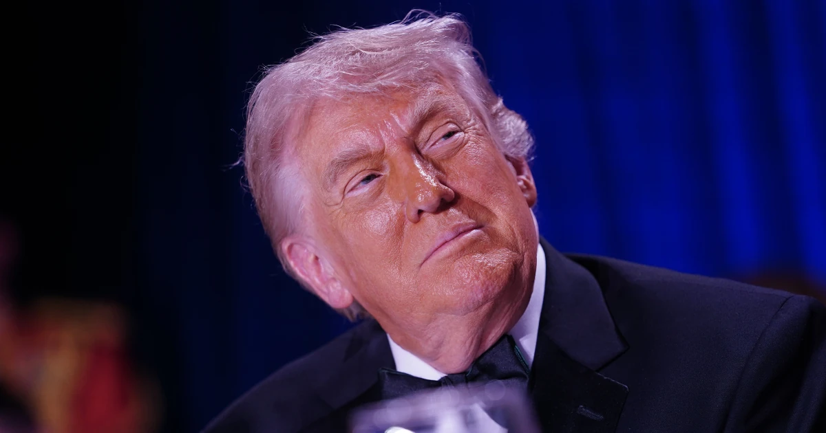 Цілодобова трансляція TRUMP TV на YouTube-каналі Білого дому на тлі конфлікту адміністрації Трампа з американськими медіа