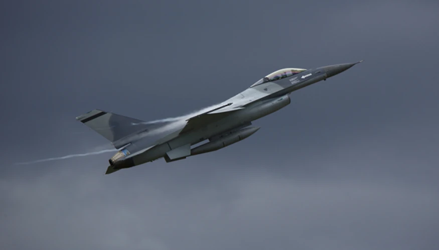 Румунія підняла F-16 і збила два дрони біля Суліни: підтверджене рішення